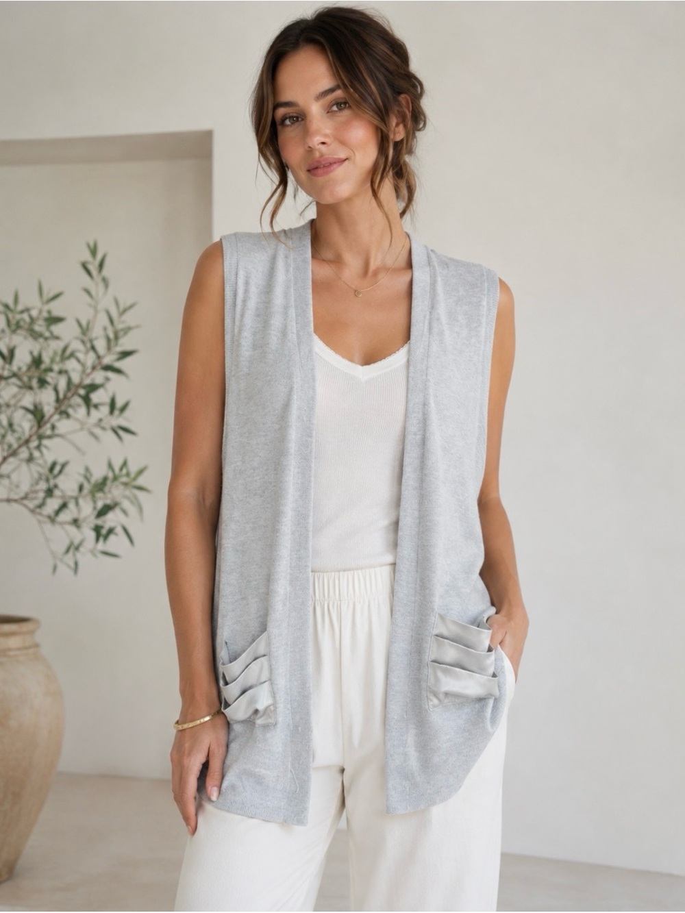 Serena Williams Soft Gray Sleeveless Button-Down Cardigan Vest, Satin Pockets
